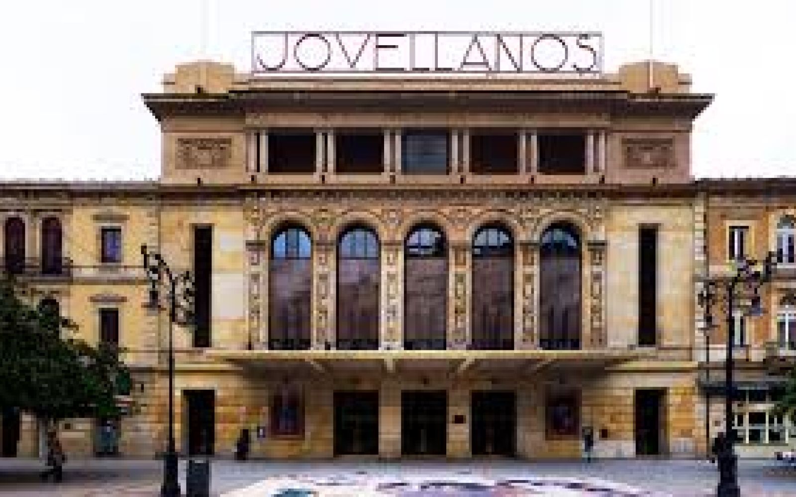 Teatro Cine Fantasio - Navia