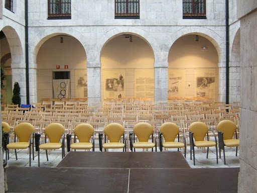 Centro Cultural El Espolón - Comillas
